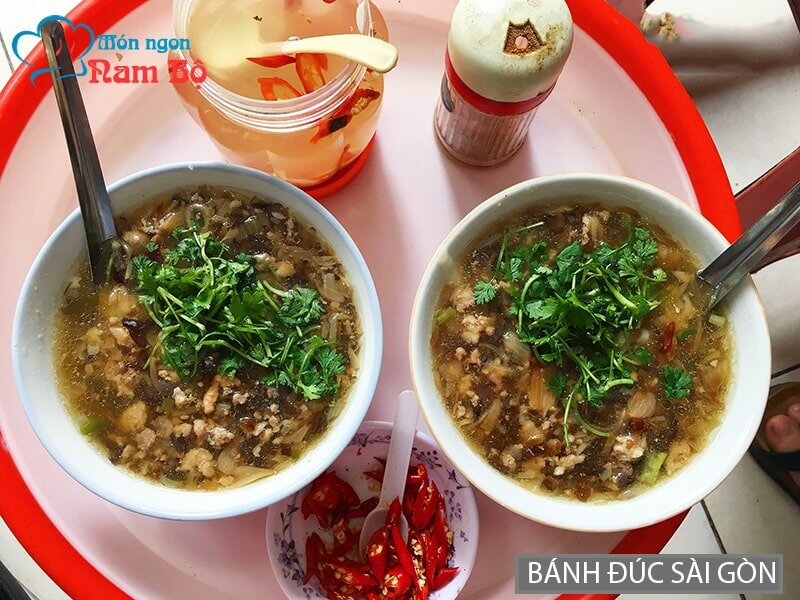 Ăn bánh đúc ngày mưa gió ở Sài Gòn