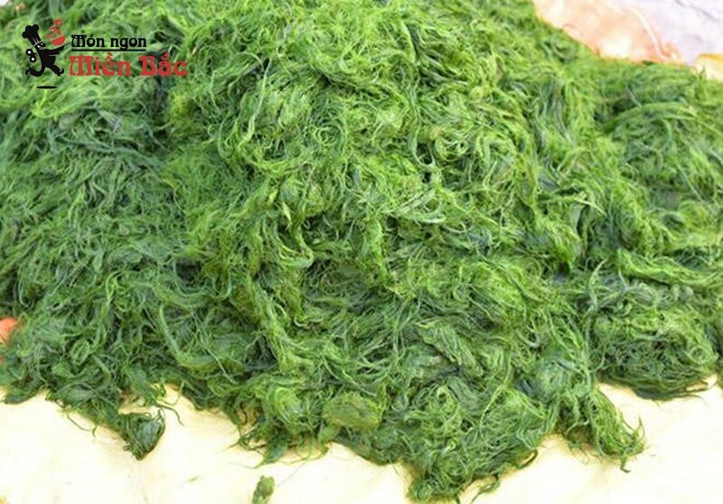 Rêu đá là món ăn khá độc đáo của người Thái ở Điện Biên