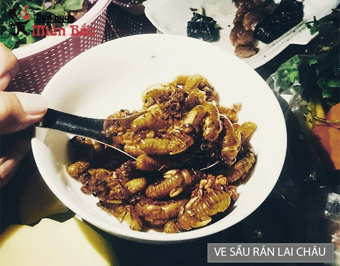 Ve sầu rán khi được rán lên