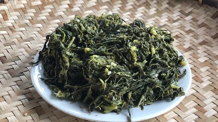 Món rau sắn xào tỏi đặc sản Phú Thọ Món rau sắn xào tỏi đặc sản Phú Thọ