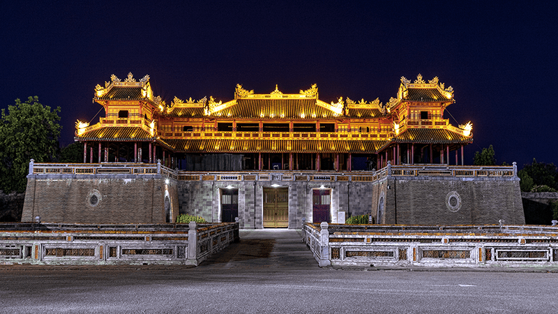 Cửa Ngọ Môn - biểu tượng của kinh thành Huế