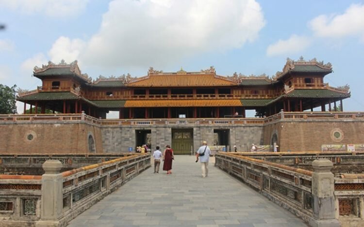 Chia sẻ kinh nghiệm du lịch Huế giá rẻ cho kỳ nghỉ lễ