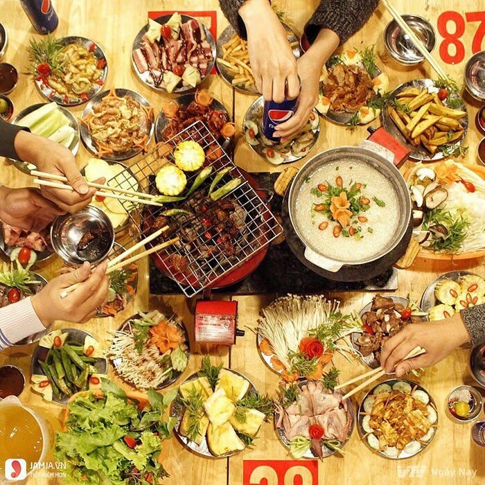 Bữa ăn nướng đầm ấm mà giá cả phải chăng Dia-chi-an-uong-8-3-tai-thanh-pho-Ho-Chi-Minh-9-min