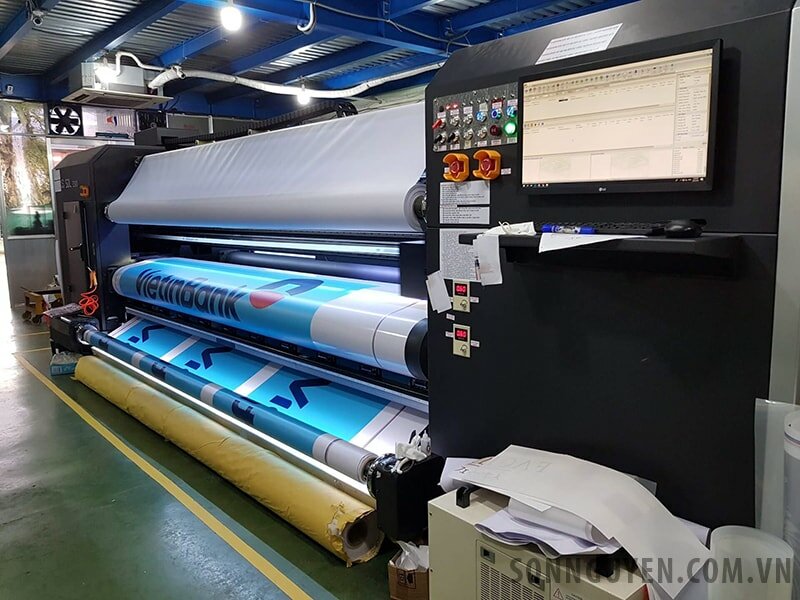 Máy in UV dạng cuộn Máy in UV dạng cuộn