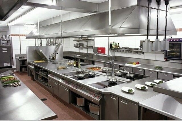Thiết kế bếp nhà hàng, khách sạn cần bố trí hợp lý, khoa học