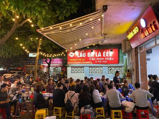 Review chi tiết quán lẩu gà lá é Thắng Béo “ngon xỉu”, đông nghịt khách