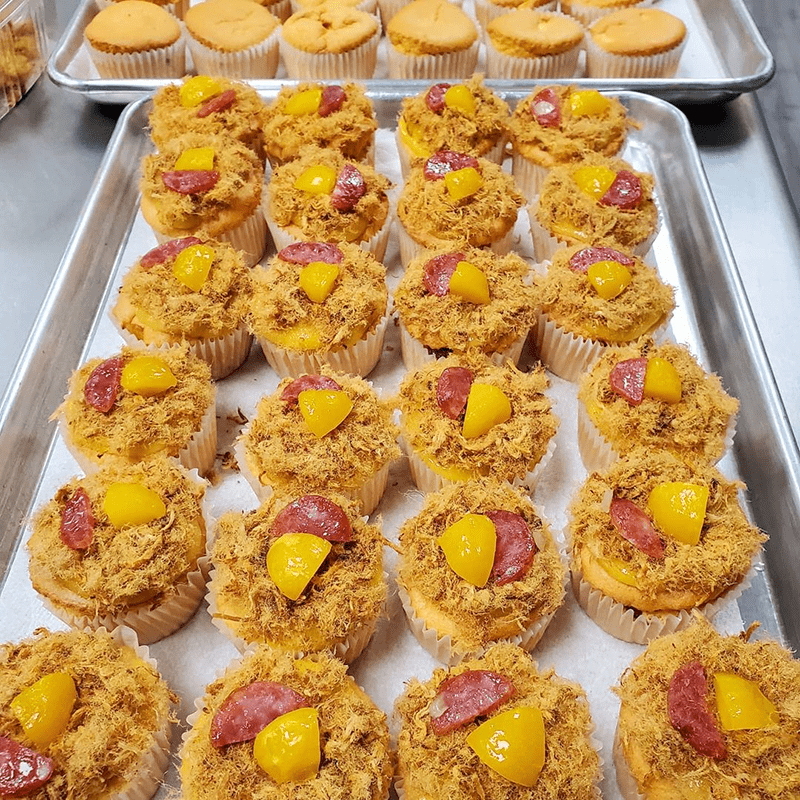 Bánh bông lan trứng muối Bánh bông lan trứng muối