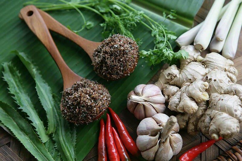 Công thức gà nướng hạt dổi mắc khén rất ngon mà lại dễ làm ở nhà 3 Công thức gà nướng hạt dổi mắc khén rất ngon mà lại dễ làm ở nhà