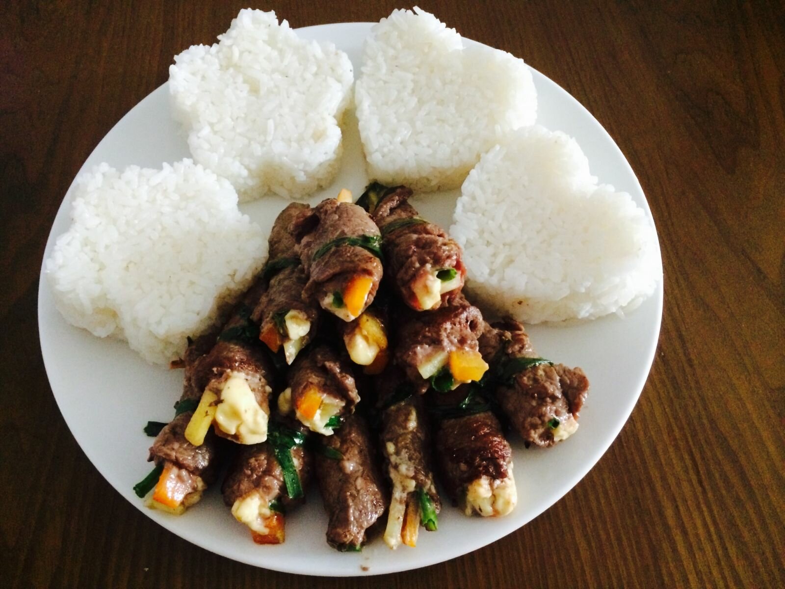 Bò cuộn phô mai
